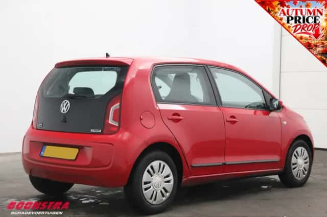 Volkswagen Up! (2015) thumbnail 3