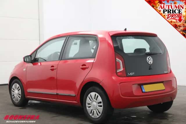 Volkswagen Up! (2015) thumbnail 4