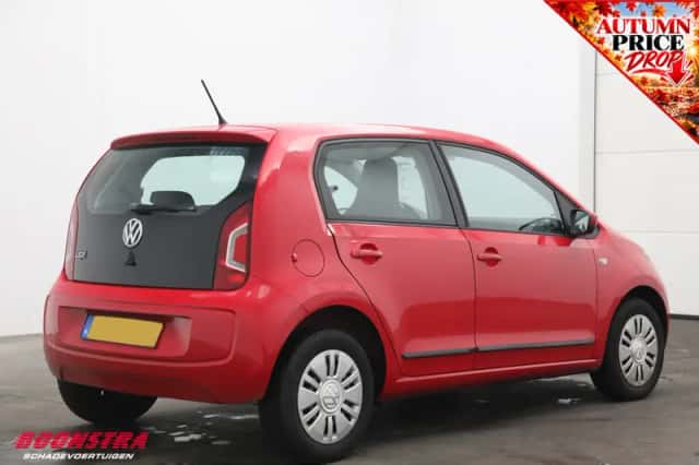 Volkswagen Up! (2013) thumbnail 3