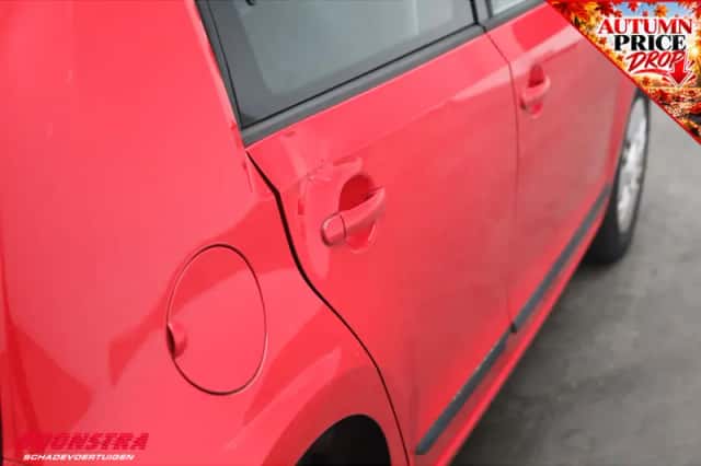 Volkswagen Up! (2013) thumbnail 5