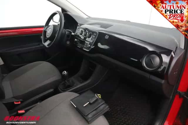 Volkswagen Up! (2013) thumbnail 6