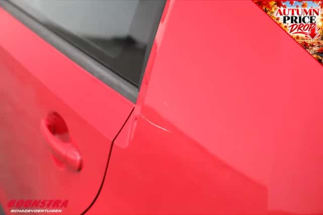 Volkswagen Up! (2015) thumbnail 5