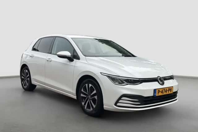 Volkswagen Golf (2021) thumbnail 1