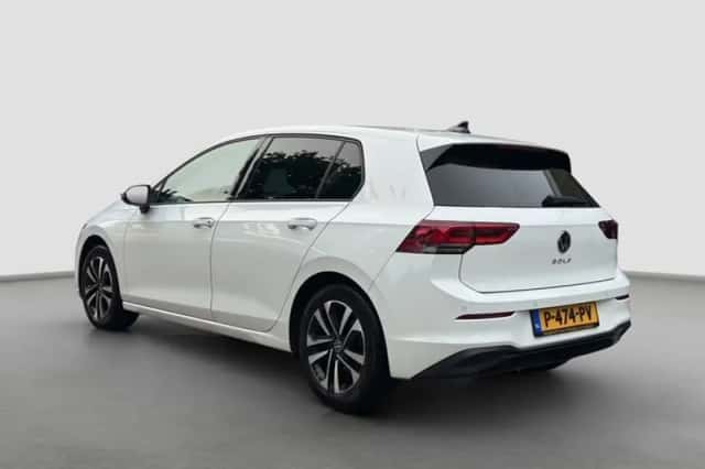 Volkswagen Golf (2021) thumbnail 5