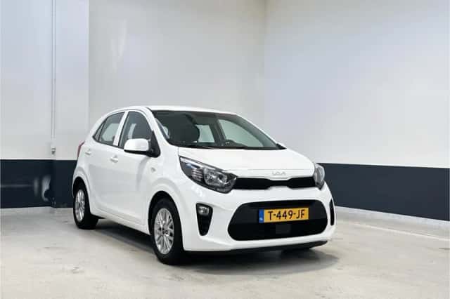 Kia Picanto (2023) thumbnail 1