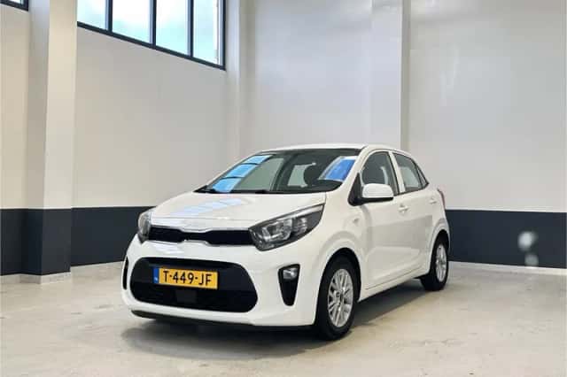 Kia Picanto (2023) thumbnail 2