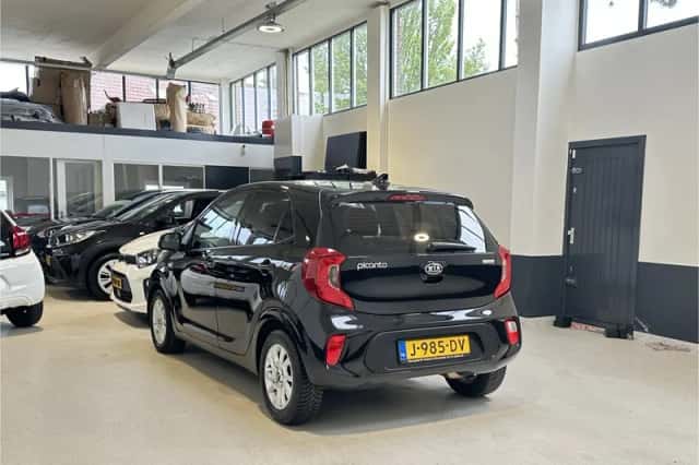 Kia Picanto (2020) thumbnail 5