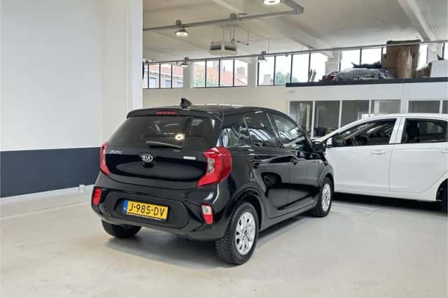 Kia Picanto (2020) thumbnail 6