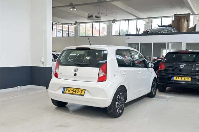 SEAT Mii (2019) thumbnail 5