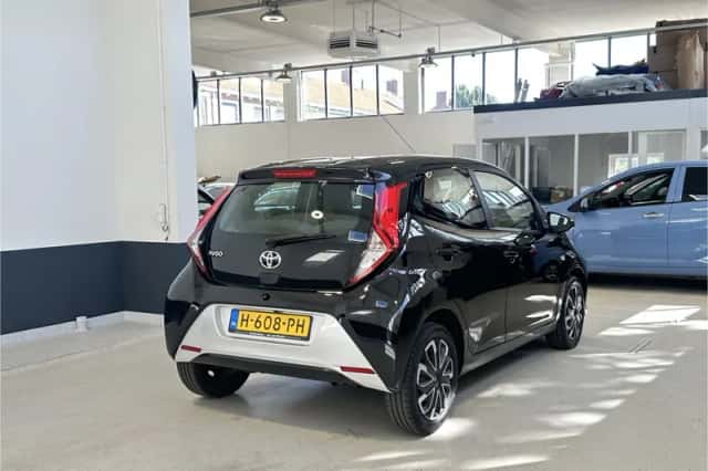 Toyota Aygo (2020) thumbnail 6