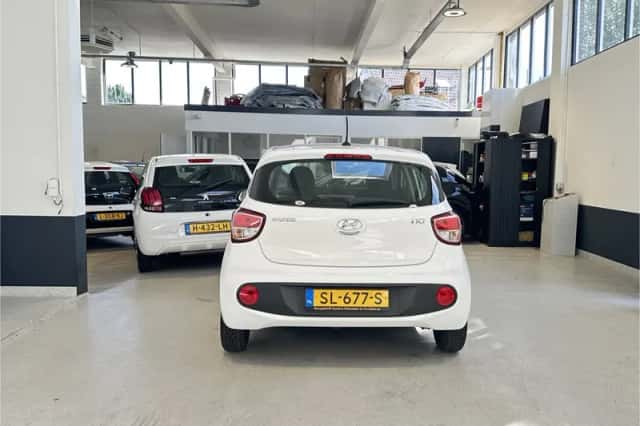 Hyundai i10 (2018) thumbnail 4