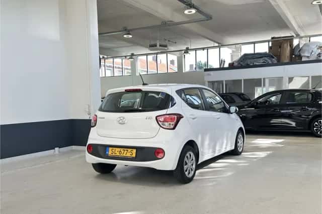 Hyundai i10 (2018) thumbnail 5
