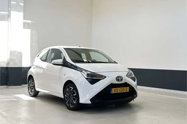Toyota Aygo (2019) thumbnail 1