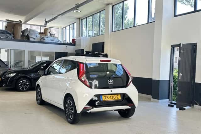 Toyota Aygo (2019) thumbnail 6