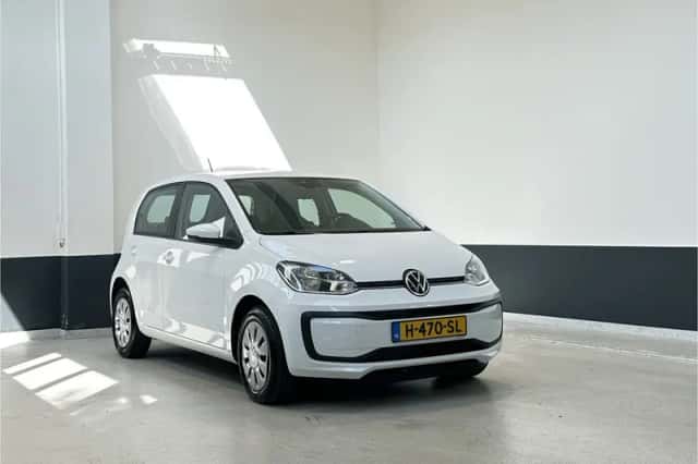Volkswagen Up! (2020) thumbnail 1