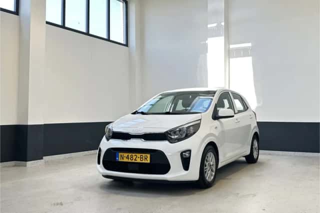 Kia Picanto (2021) thumbnail 2