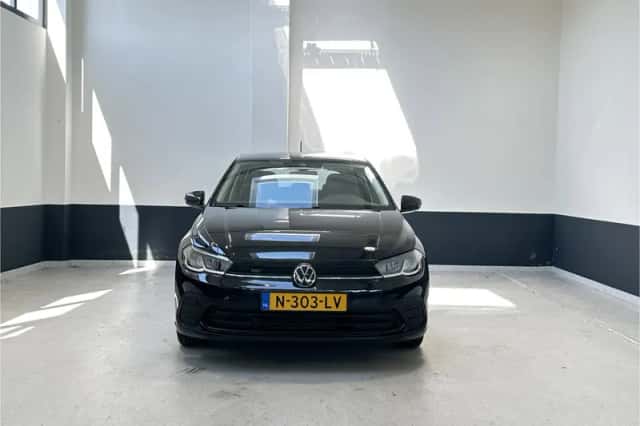 Volkswagen Polo (2021) thumbnail 3