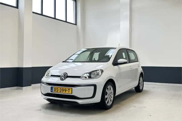 Volkswagen Up! (2018) thumbnail 2