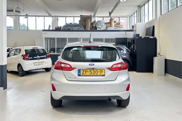 Ford Fiesta (2019) thumbnail 4