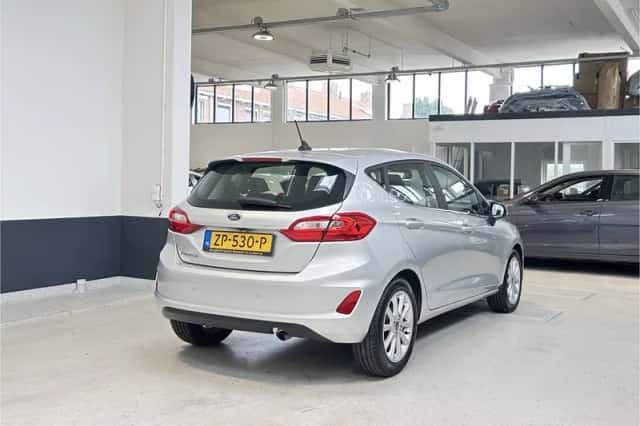 Ford Fiesta (2019) thumbnail 5