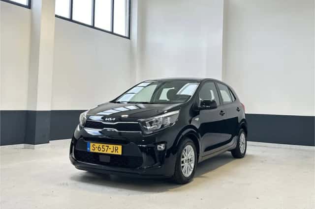 Kia Picanto (2023) thumbnail 2