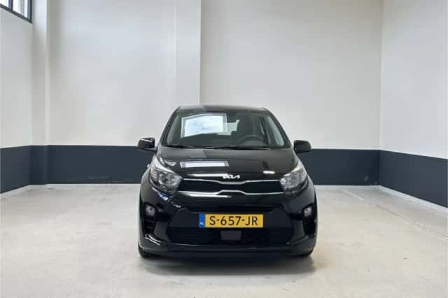 Kia Picanto (2023) thumbnail 3
