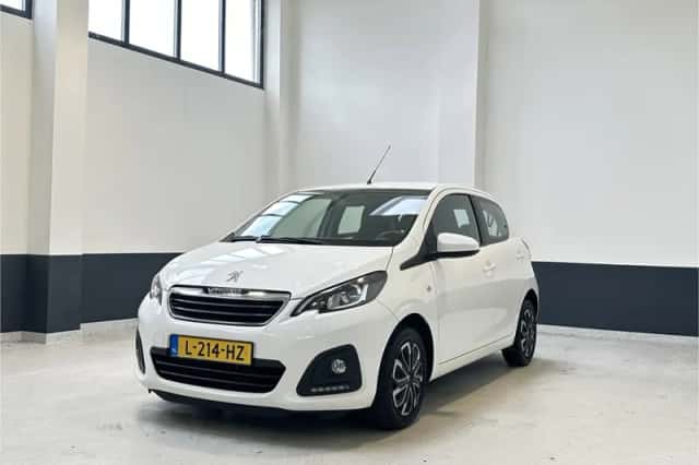 Peugeot 108 (2021) thumbnail 2