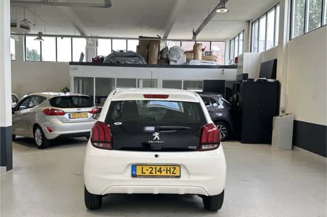 Peugeot 108 (2021) thumbnail 4