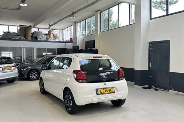 Peugeot 108 (2021) thumbnail 6