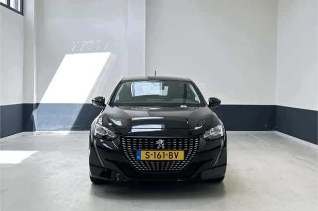 Peugeot 208 (2022) thumbnail 4