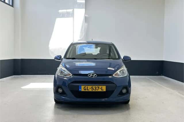 Hyundai i10 (2015) thumbnail 3