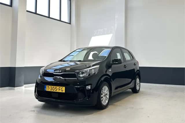 Kia Picanto (2023) thumbnail 2