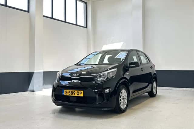 Kia Picanto (2023) thumbnail 2
