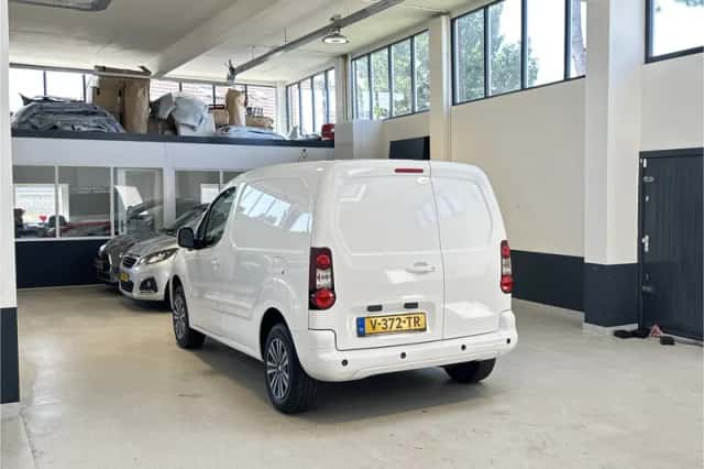 Peugeot E-Partner (2018) thumbnail 3
