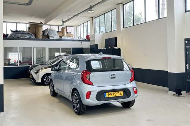 Kia Picanto (2020) thumbnail 6