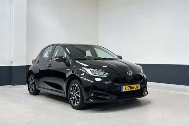 Toyota Yaris (2021) thumbnail 1