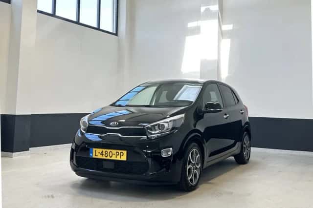 Kia Picanto (2021) thumbnail 2