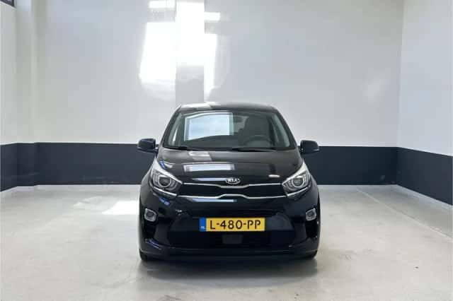 Kia Picanto (2021) thumbnail 3