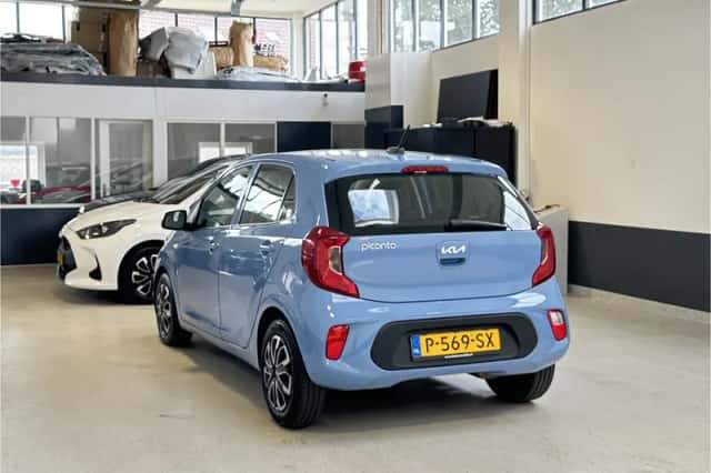 Kia Picanto (2022) thumbnail 6