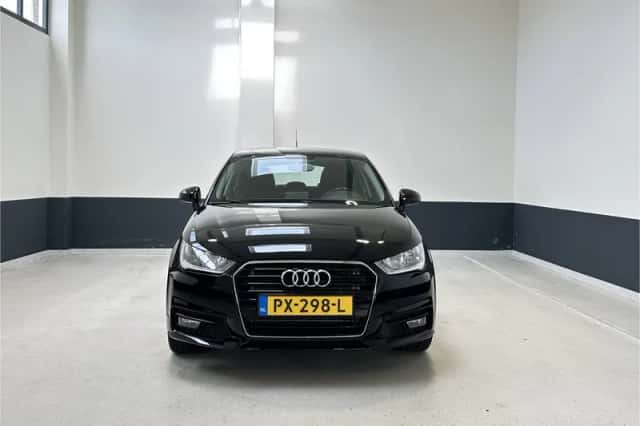 Audi A1 (2017) thumbnail 3