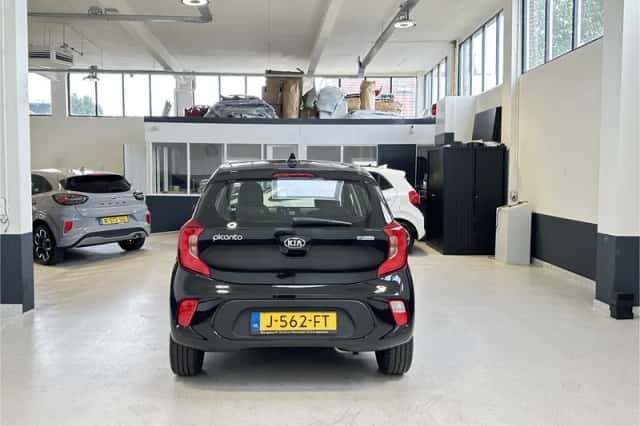 Kia Picanto (2020) thumbnail 4