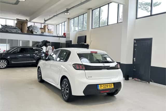 Peugeot 208 (2022) thumbnail 6