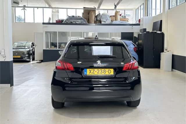 Peugeot 308 (2019) thumbnail 4
