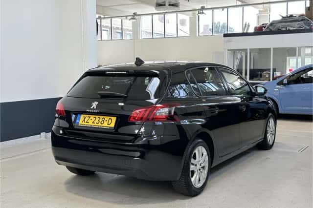 Peugeot 308 (2019) thumbnail 6