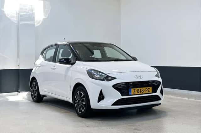 Hyundai i10 (2024) thumbnail 1