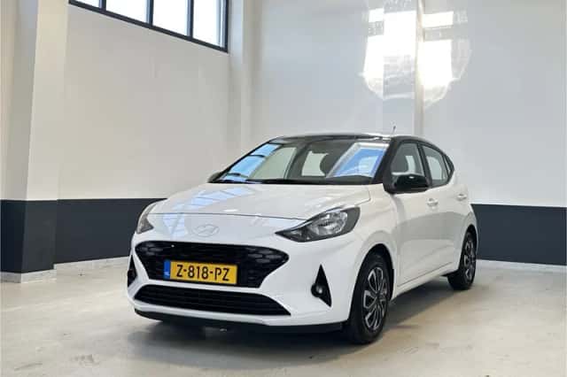Hyundai i10 (2024) thumbnail 2