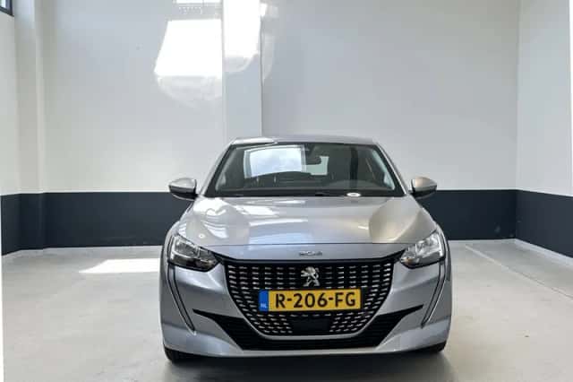 Peugeot 208 (2019) thumbnail 3