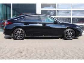 Honda Civic (2025) thumbnail 3