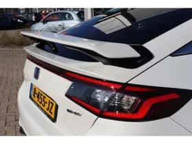 Honda Civic (2022) thumbnail 5