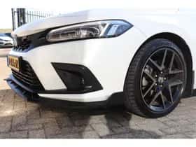 Honda Civic (2022) thumbnail 6